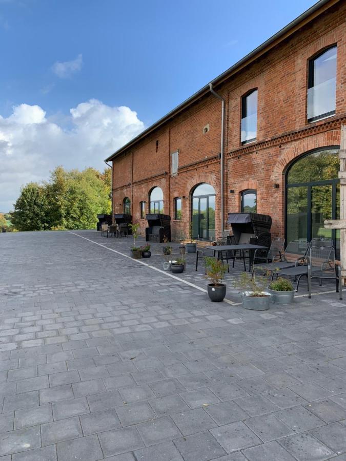 Ferienwohnung 2 Am Herrenhaus Ahrensboek Ahrensbok Exterior foto